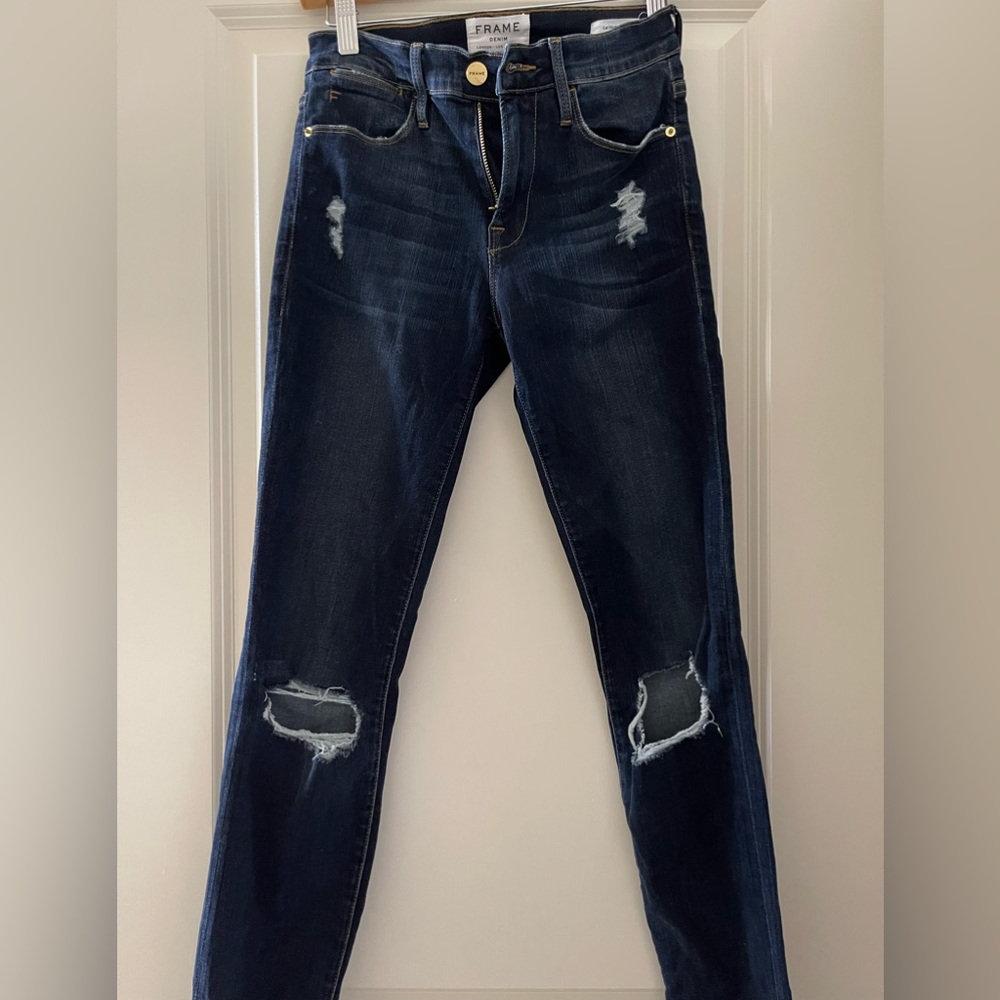 Distressed skinny jeans - Picture 3 of 4